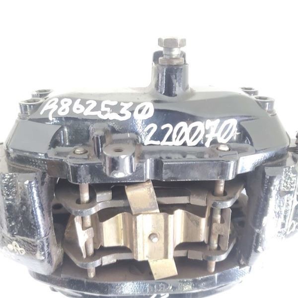 Front Brake Caliper Black Brembos PN 20833300 OEM 07 Maserati Quattroporte