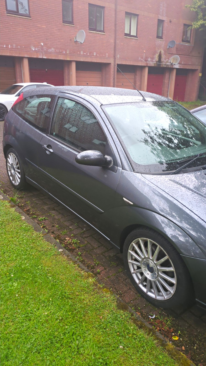 Ford Focus St 170 2002