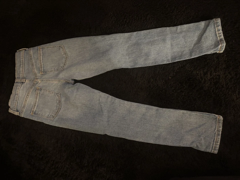 Pantalones de mezclilla para niñas cintura ajustable lavados nunca usados talla 7 regular Foto 2 de 4