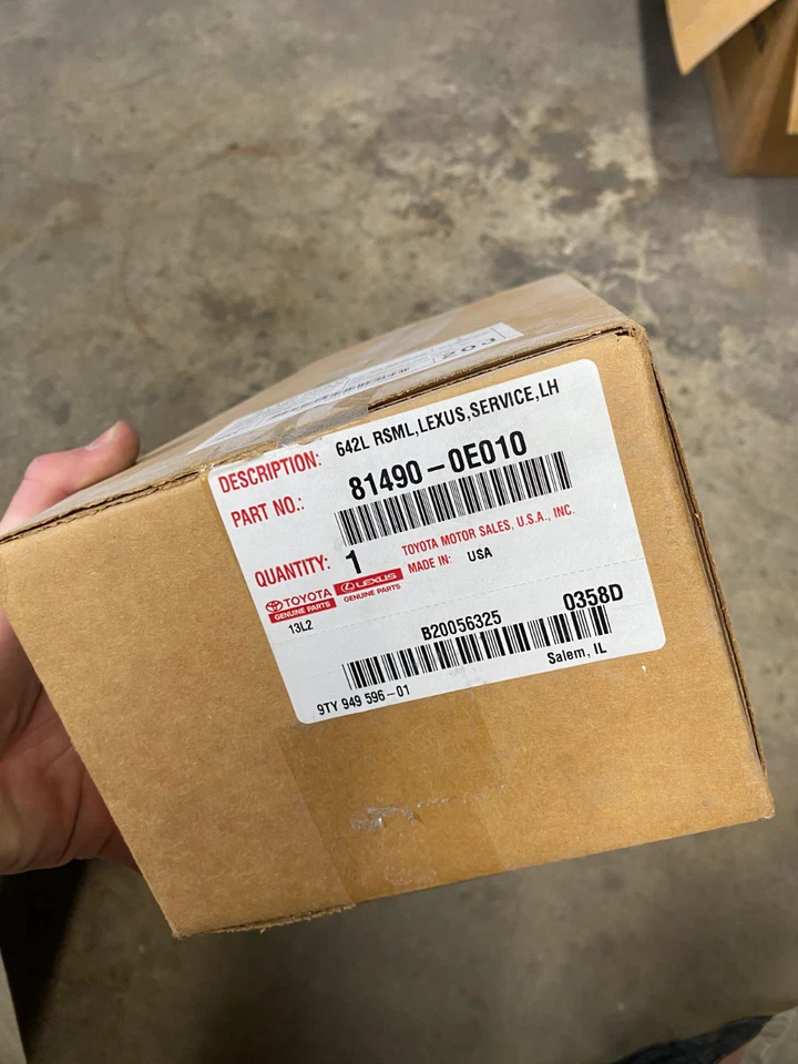 2011-2015 OEM Lexus RX350, RX450H Side Marker, Left Rear New 814900E010 Unopened - Image 2 of 3