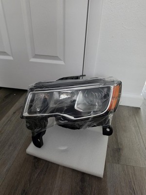 OEM | 2017-2022 Jeep Grand Cherokee Halogen Headight (Left,Driver)