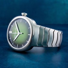 H. MOSER & CIE Streamliner Centre Seconds Green Dial 40mm 6200-1200 11