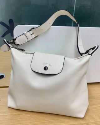 LONGCHAMP Le Pliage Xtra medium Hobo Bag Beige Leather