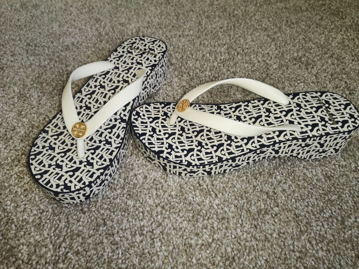 Pvc flip hotsell flops