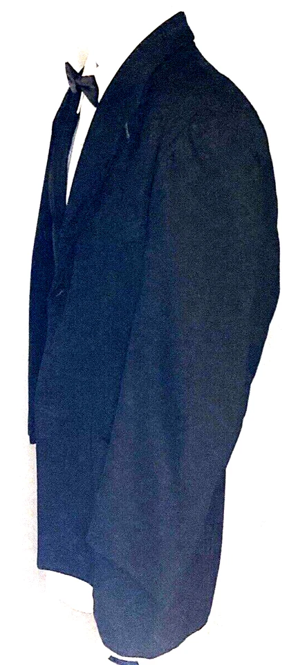 usado, OSCAR DE LA RENTA, 41S, esmoquin negro/ajuste satinado, muy buen estado Foto 3 de 4