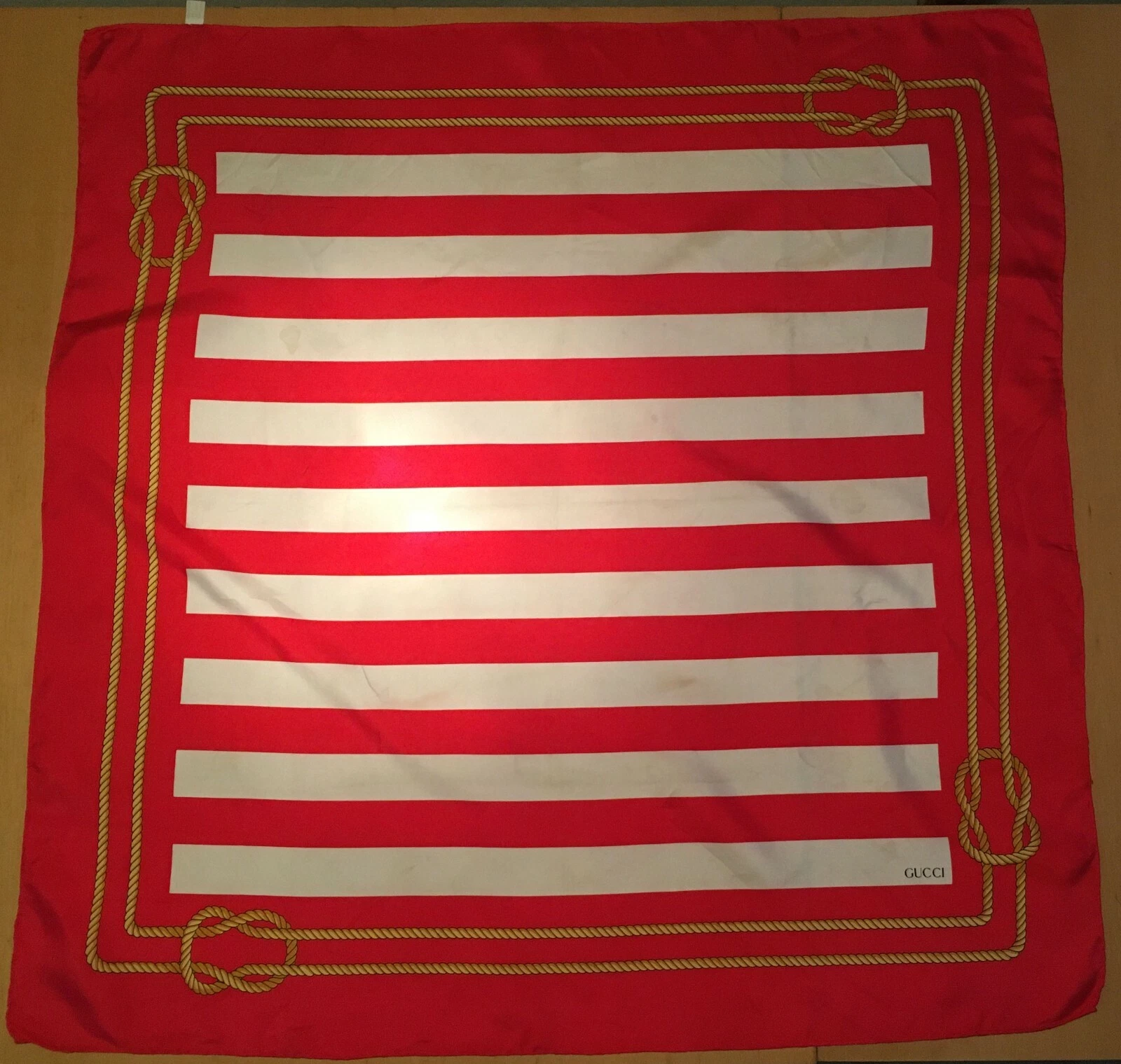 Foulard soie Gucci silk scarf Seidenschal sciarpa di seta panuelo di seda