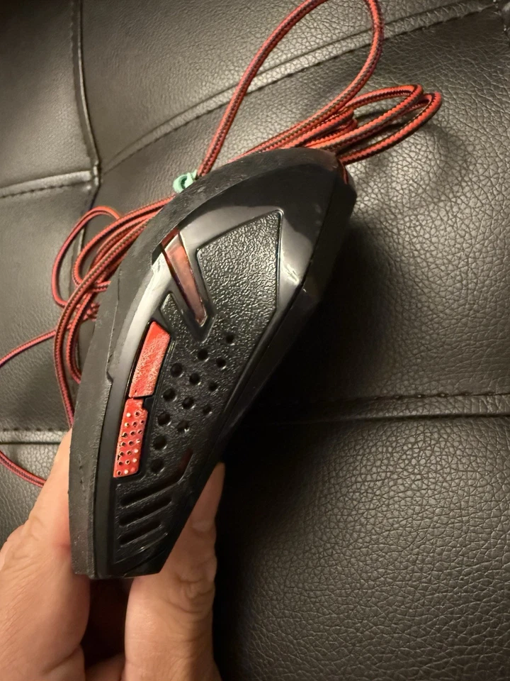 Redragon M601 CENTROPHORUS-3200 DPI Gaming Mouse for PC 6 Button Weight Tuning - Image 2 of 4