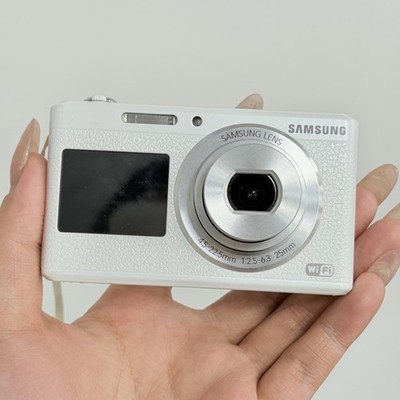 Samsung DV180F Digital Camera Dual Screen 16 MP 5x Optical Zoom English Language