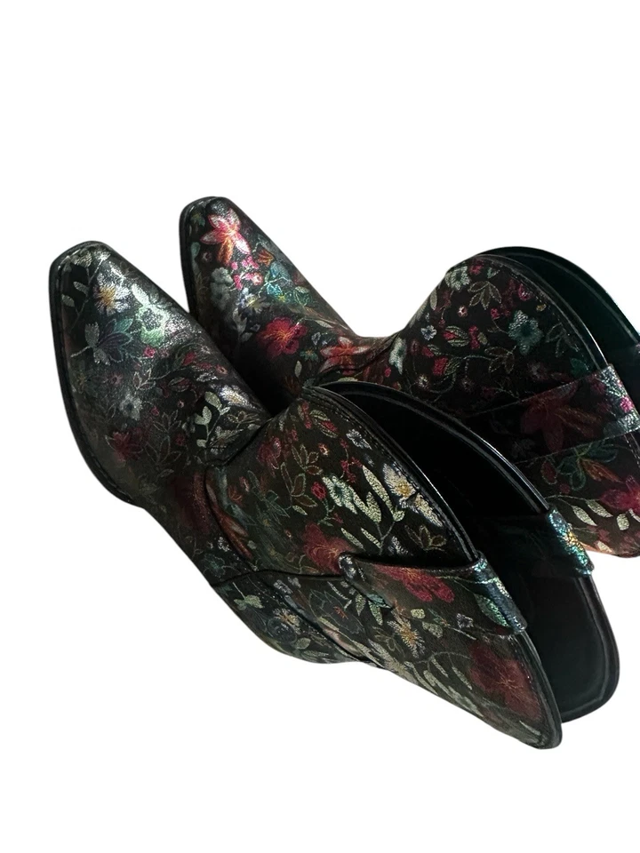 Женские ковбойские сапоги Roper Ingrid черные металлик цветочный узор с коротким носком 9 - Изображение 4 из 4