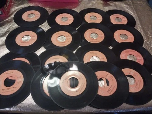 Lot of 18 different Elvis Presley Vinyl 45's vinyl records