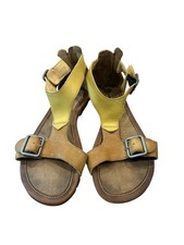 Caterpillar Womens CAT Marilyn Sandal Yellow & Tan Leather T Strap Summer Sz 6.5
