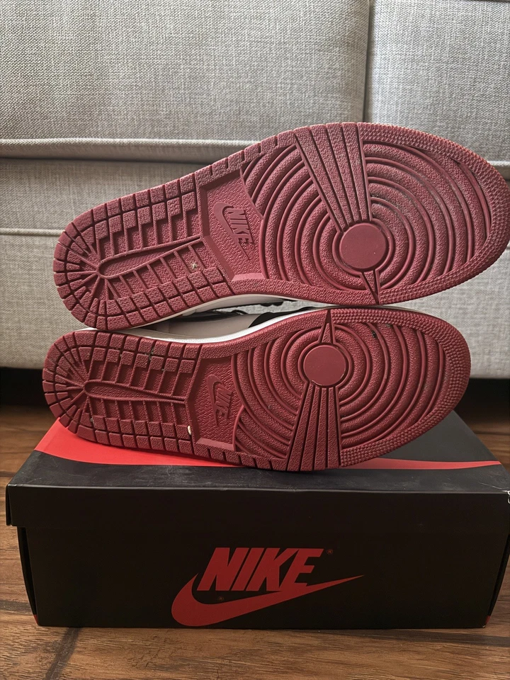 Jordan 1 Retro Alto OG Puntera Negra 2016 9,5 M Foto 4 de 4