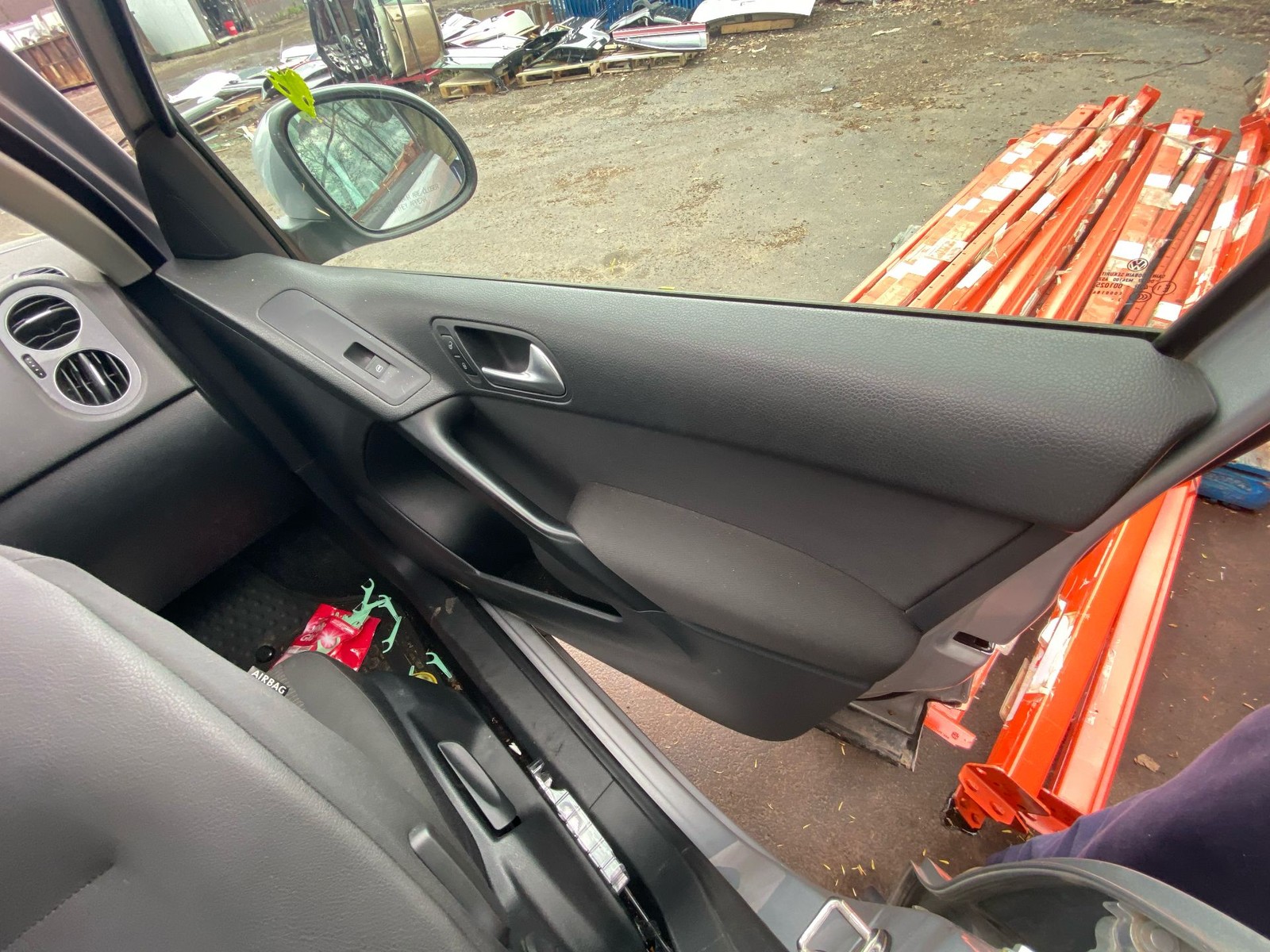 Front Door Trim Panel VW VOLKSWAGEN TIGUAN Passenger Side Right Passenger 09-15