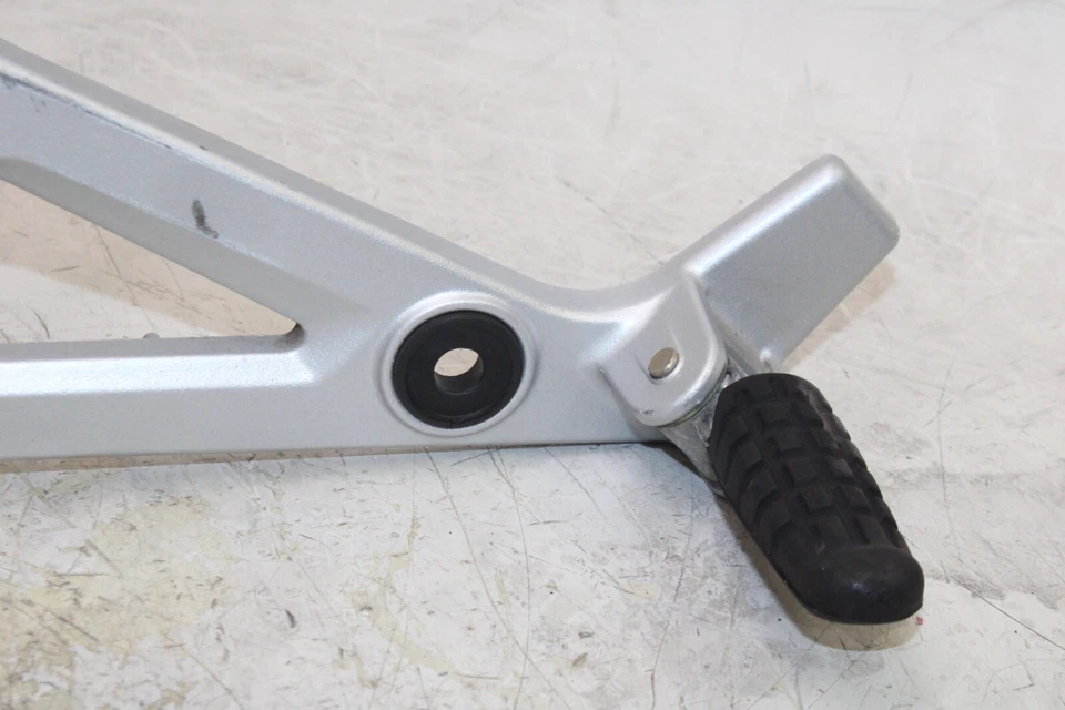 Juego trasero izquierdo Ducati Monster 900 1998 fabricante original estriba con palanca de cambios Foto 4 de 4