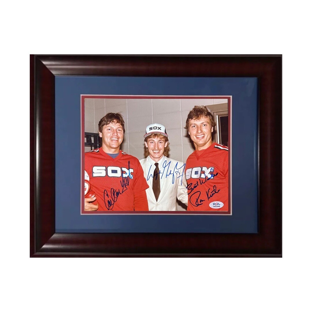 Wayne Gretzky Autographed Signed Chicago White Sox Carlton Fisk Kittle 8x10 Framed Photo White Sox 3 Auto PSA 