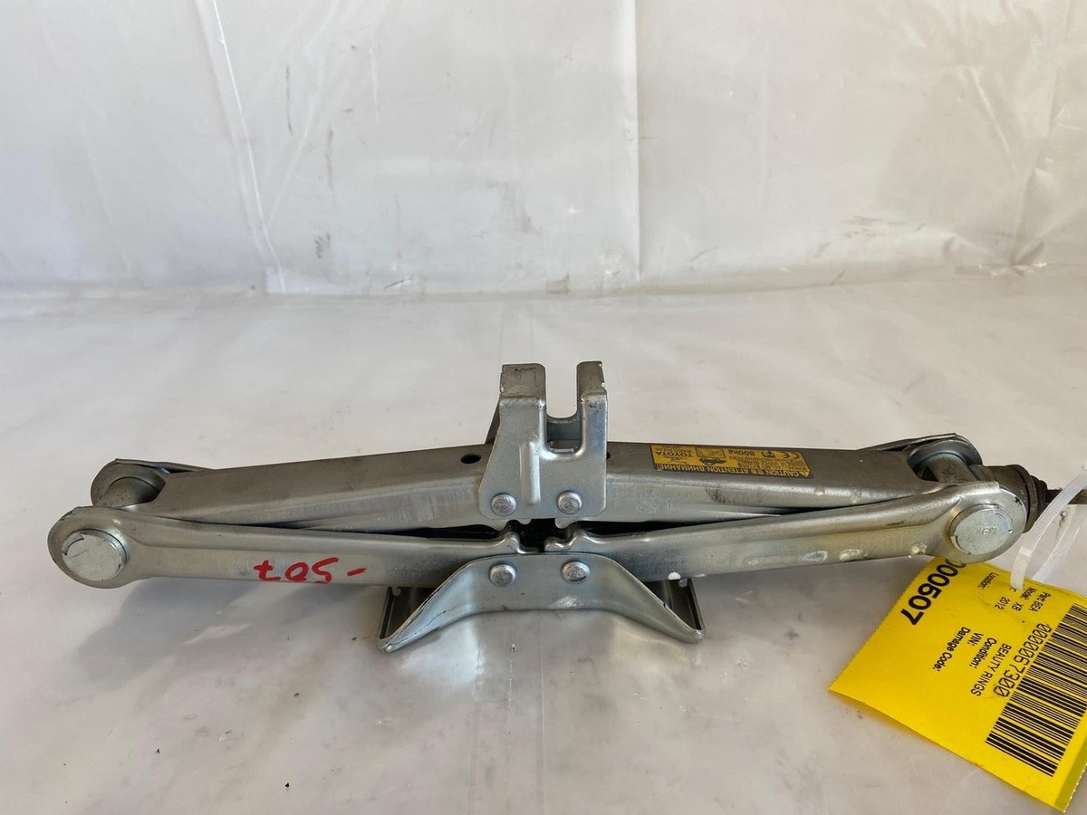 2012 SCION XB Emergency Scissor Jack Lift Kit Road Side Spare Tire