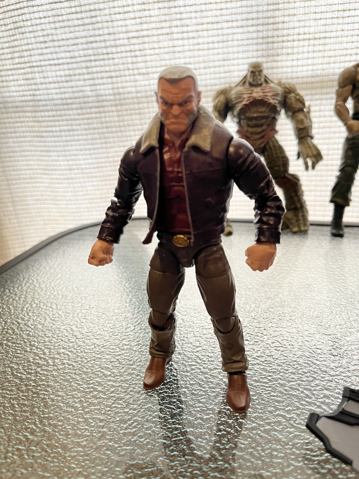 MARVEL action figure lot 14 figures including accessories