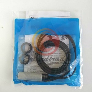 1PC Autonics CR18-8AC CR188AC Proximity Switch New