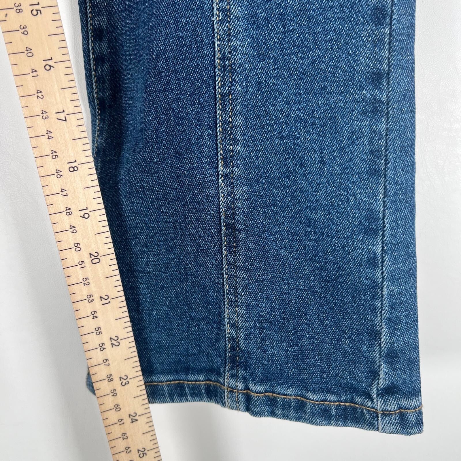 NWT MICHAEL KORS SELMA CROPPED FLARE HIGH-RISE Jeans LAKEBLUEWSH QS4905NE9Z Sz 6 thumbnail 6