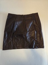 Forever 21 Essentials Brown Faux Leather Mini Skirt Size Medium Exposed Zipper