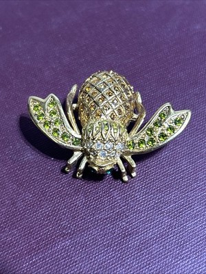 Joan Rivers Designer Green Peridot Rhinestone Bee Pin/Brooch Gold Tone.