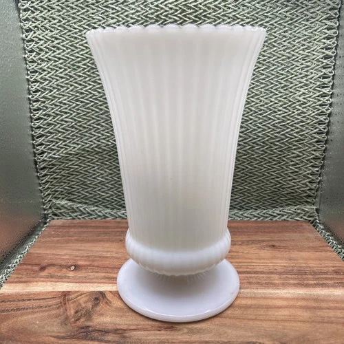 Vintage E. O. Brody co m5000 Large Vase White Milk Glass Cleveland Ohio