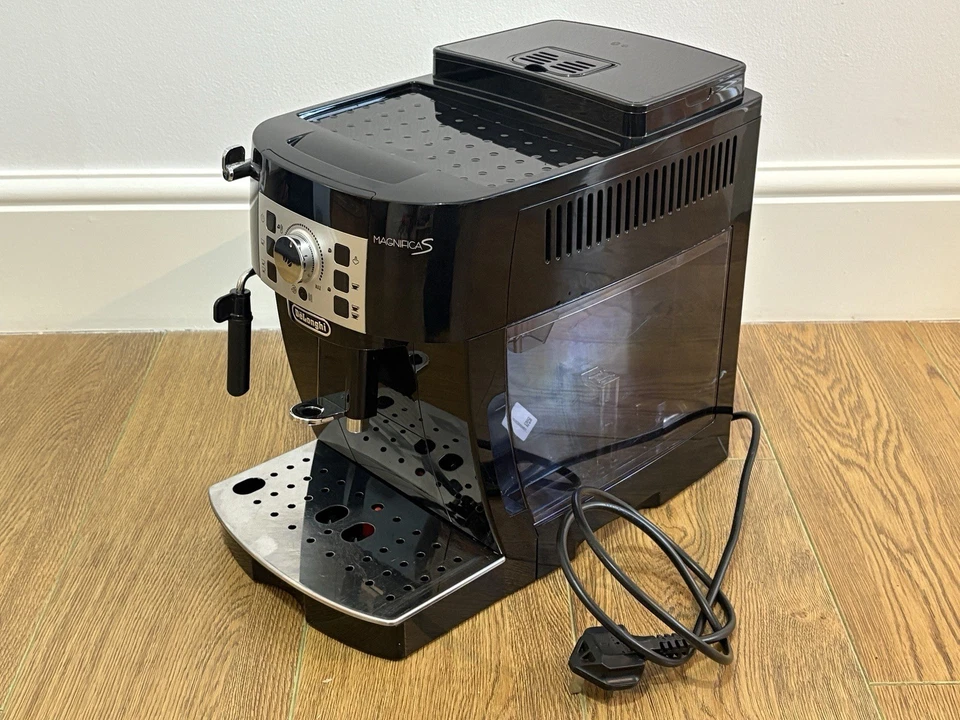 DeLonghi Magnifica S, photo 4 of 5