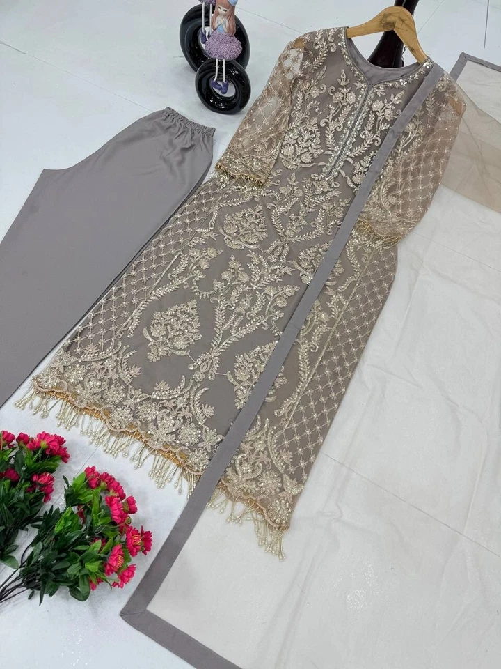 Heavy Designer Grey Soft Net Salwar Kameez With Dupatta For Women & Girls - Image 4 of 4