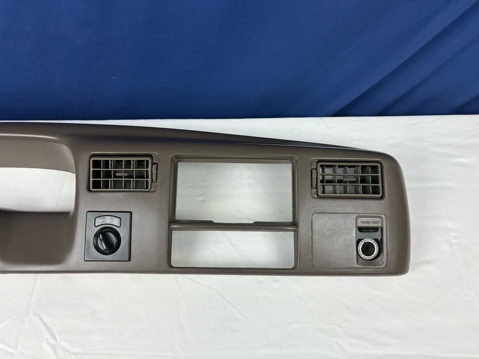 Ободок приборной панели 1999-2004 FORD F250 F350 Excursion желтовато-коричневый полный привод - Изображение 2 из 4