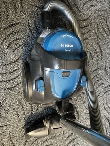 BOSCH BGC05A220A Staubsauger