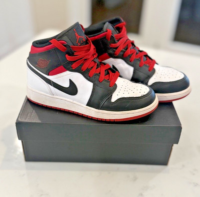 Nike Air Jordan 1 Mid Size 6 Youth White/Gym Red-Black UGC with Box