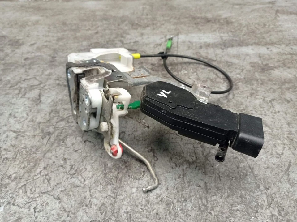 Serrure Avant Gauche Pour CITROEN C1 (PM, PN) 1.0 9135 T2 - Photo 4/4