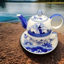 Delft Blue Porcelain Stacking Nesting Teapot  Cup Windmill Design Holland