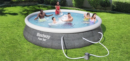 13 ft inflatable pool