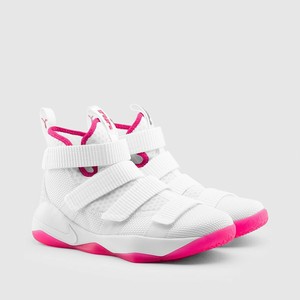 lebron girl shoes