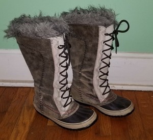 sorel beige boots