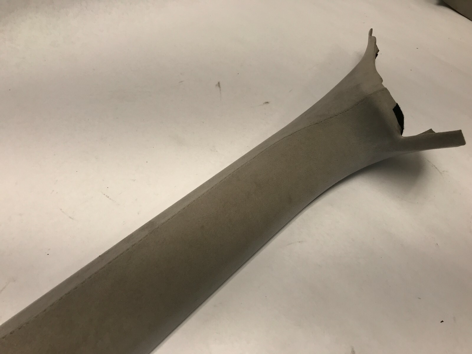 07-16 ASTON MARTIN V8 VANTAGE A PILLAR TRIM FRONT LEFT LH DRIVER OEM 