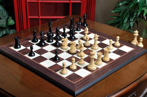 British Chess Company Staunton Chess Pieces - 4.0" King - Ebonized Boxwood - Picture 11 of 12