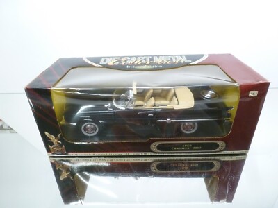 YATMING ROAD SIGNATURE 92748 CHRYSLER 300F 1960 -BLACK 1:18- GOOD IN BOX