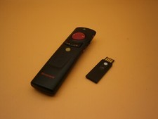 Honeywell PS2400N 4-in-1 Wireless Presentation Remote With Adapter