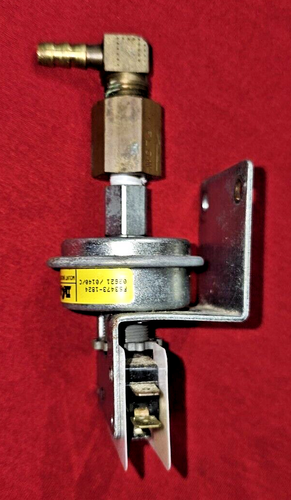 Hobart Pressure Switch Part# 00-087711-256-1, Nice condition! - Picture 8 of 9