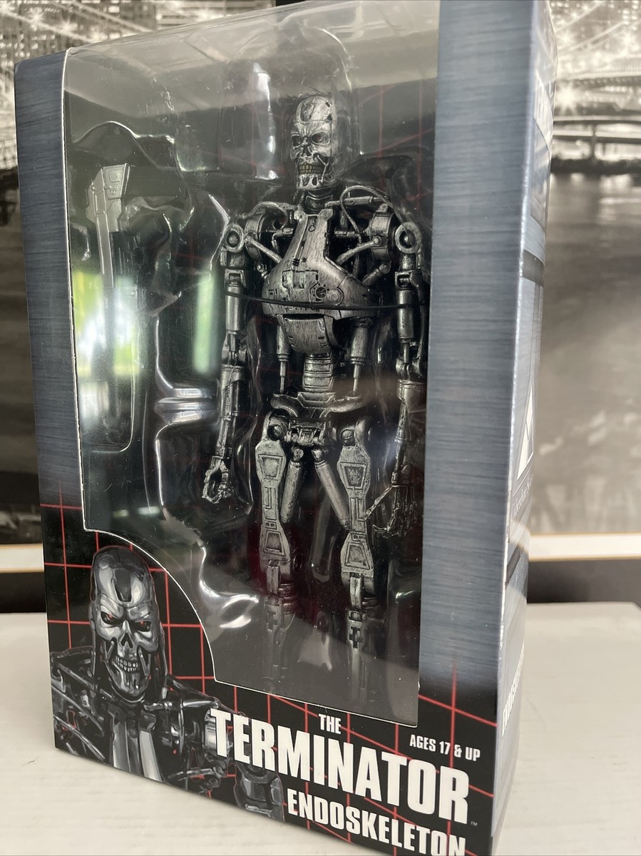 NECA T-800 Endoskeleton 新品未使用未開封品 Amazon.com: NECA T-800 Endoskeleton from Terminator 2 T2
