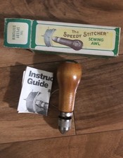 Vintage The Speedy Stitcher CUCIRE AWL Kit Stewart Mfg Co istruzioni e scatola