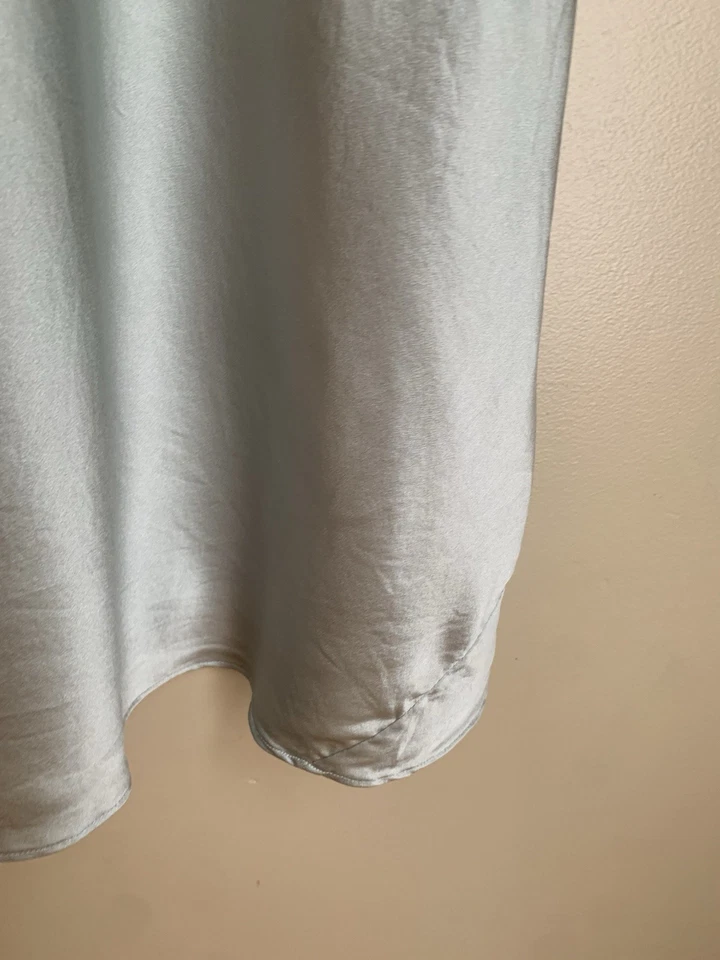 Vestido Donna Karan Íntimo 100% Seda Sin Mangas Verde Salvia Talla Mediana Vestido Boda Foto 4 de 4