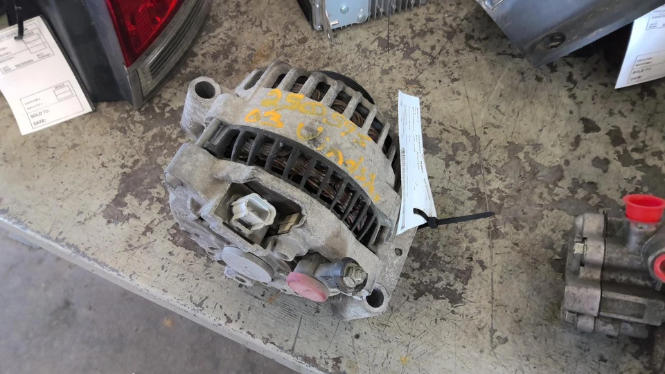 Б/у генератор переменного тока подходит: 2003 Ford Windstar 135 ампер класса A - Изображение 2 из 4