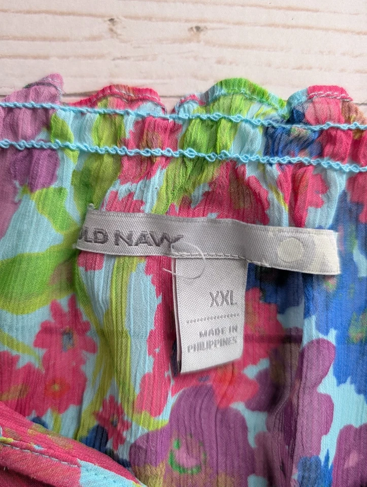 Top Old Navy Talla Grande XXL Mujer Multicolor Estampado Floral Manga Corta Globo Foto 2 de 4