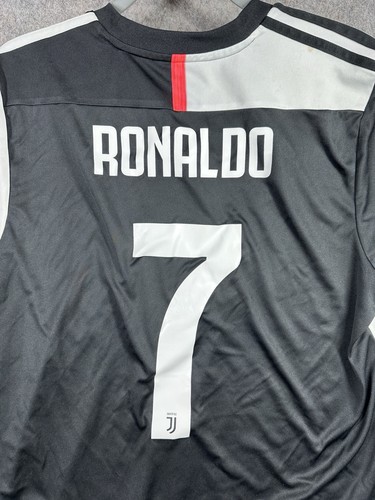 Cristiano Ronaldo #7 Juventus 2019–20 Home Jersey with UCL Patch Size Large - Picture 8 of 9