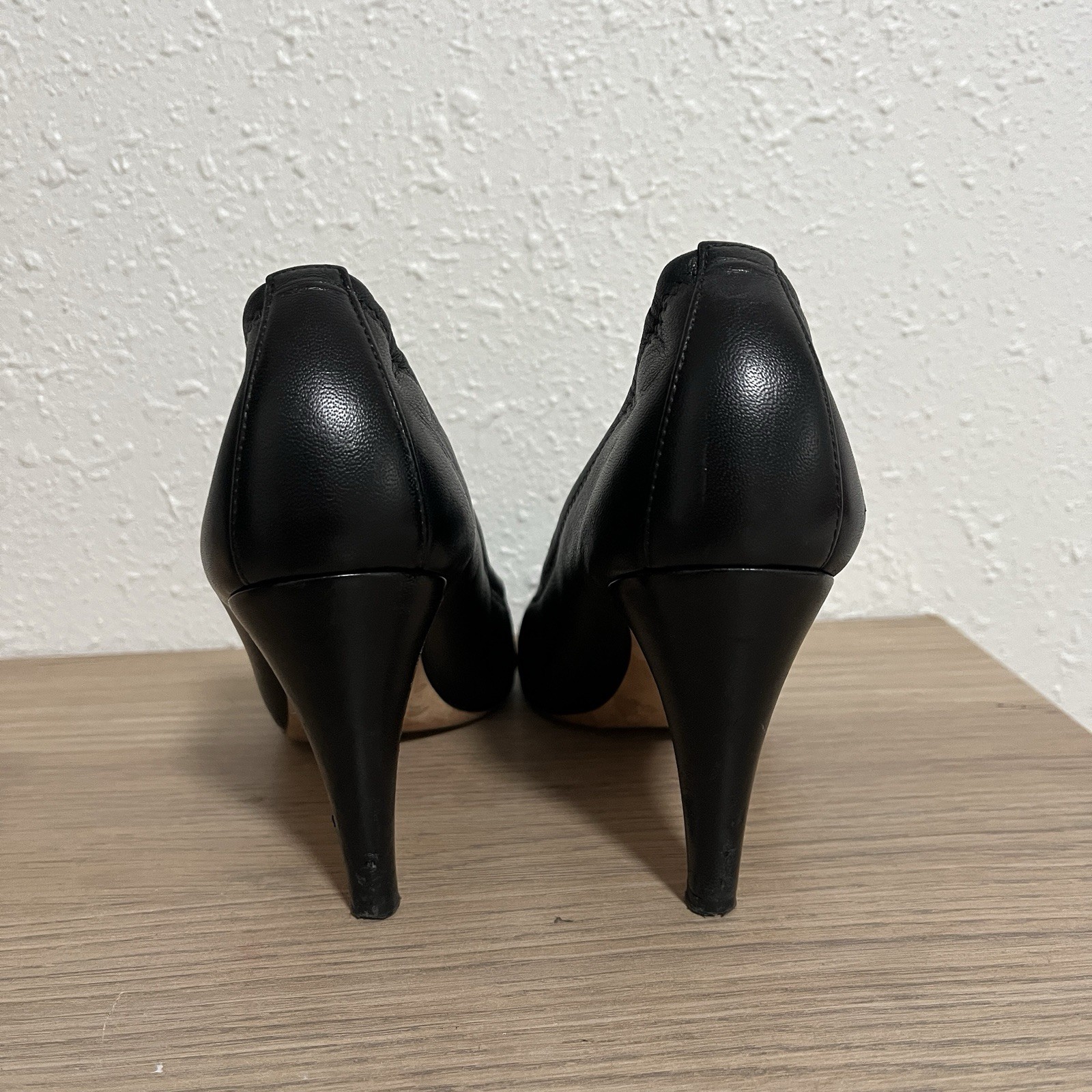 Authentic CHANEL Black Leather Interlocking CC Lo… - image 8