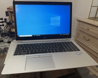 HP Elitebook Intel Core i5 vPro i5-7300U 2.6GHz 8.0GB RAM 128GB HDD