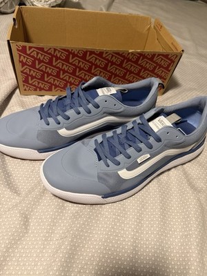 VANS UltraRange exo Men's medium  Blue/White new  box has no lid size 13